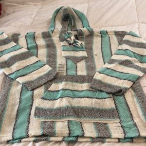 NWOT Yarina size medium long sleeve